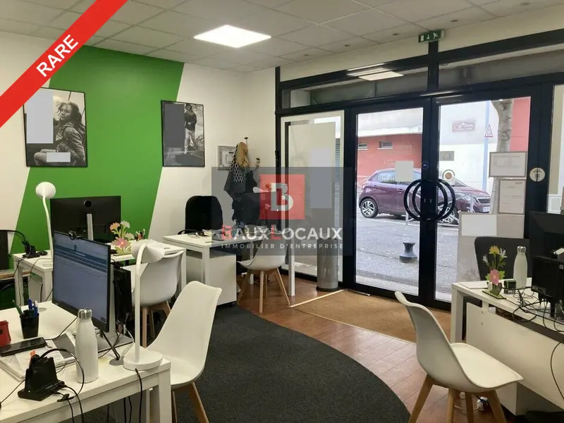 Local Commercial à vendre - Salon-De-Provence (13300) - 57 m²