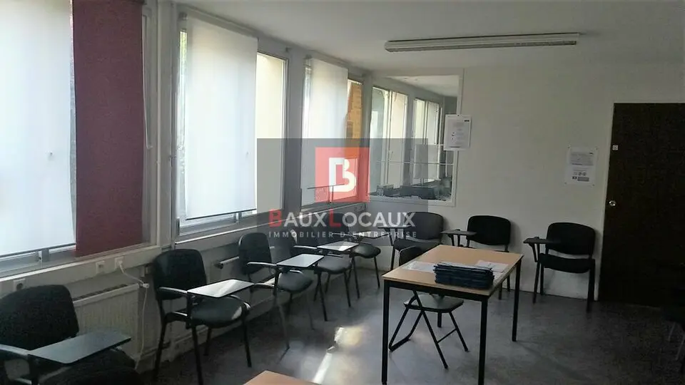 Bureau à vendre - Nîmes (30900) - 180 m²