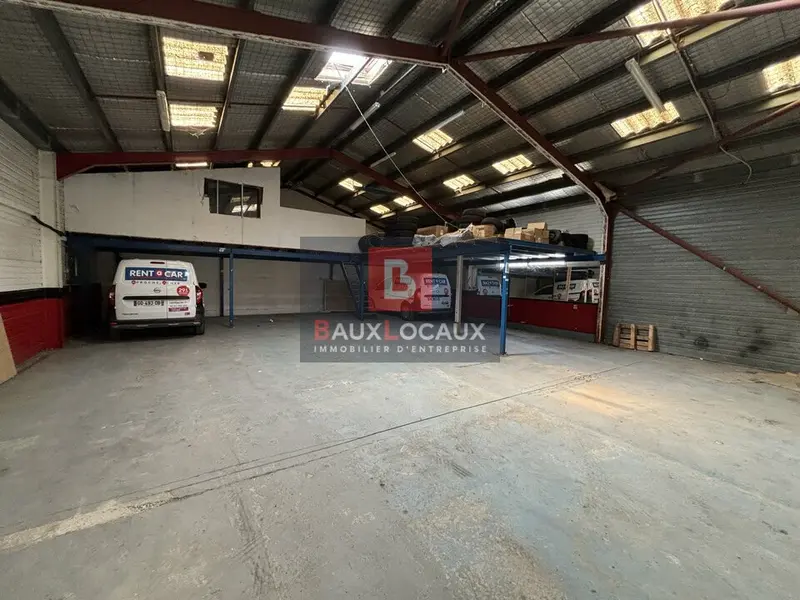 Entrepôt / Activité à vendre - Avignon (84000) - 520 m²