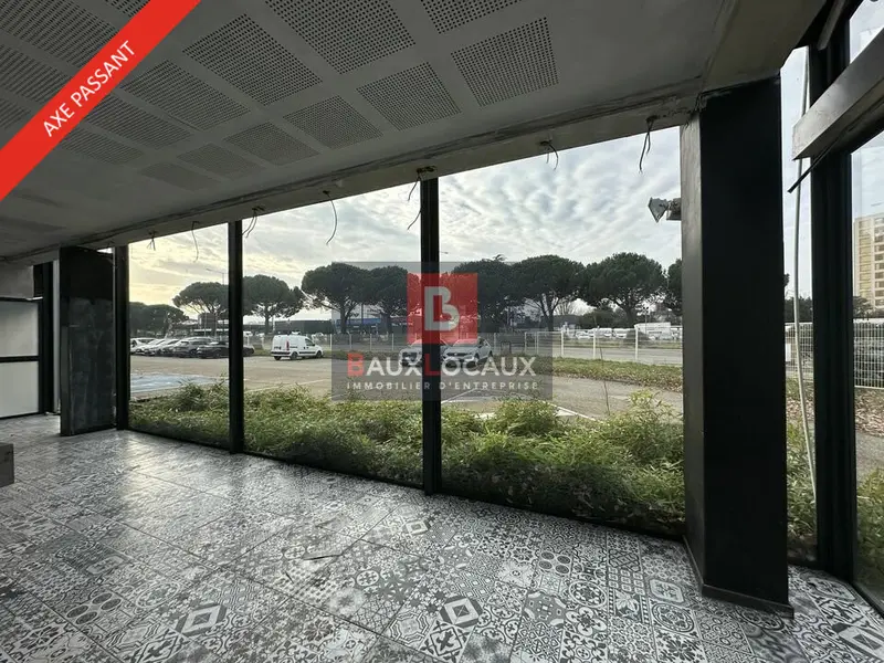 Local Commercial à louer - Avignon (84000) - 301 m² - 3 637 €/mois