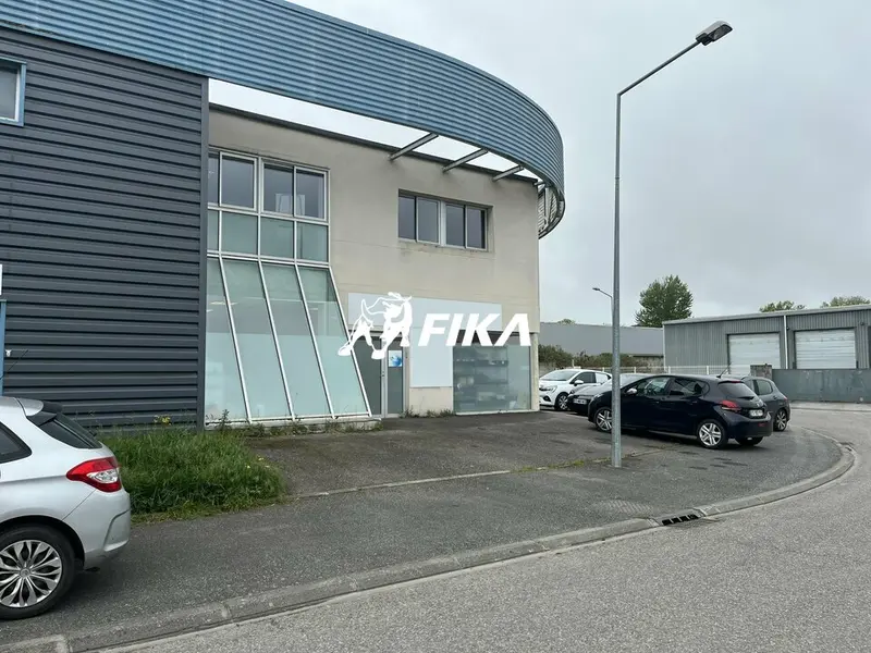 Entrepôt / Activité à vendre - Pechbonnieu (31140) - 486 m²