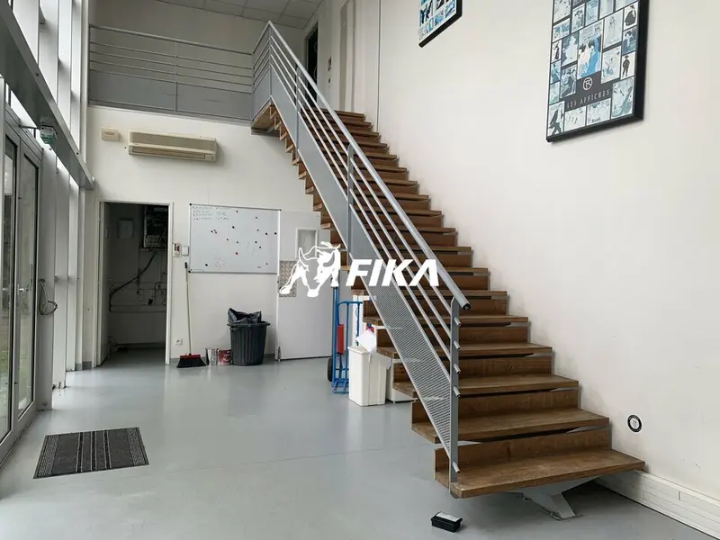Bureau à louer - Labège (31670) - 500 m² - 5 208 €/mois