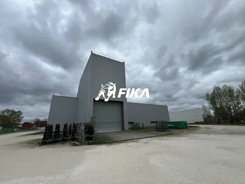 Entrepôt / Activité à vendre - Asques (33240) - 1670 m²