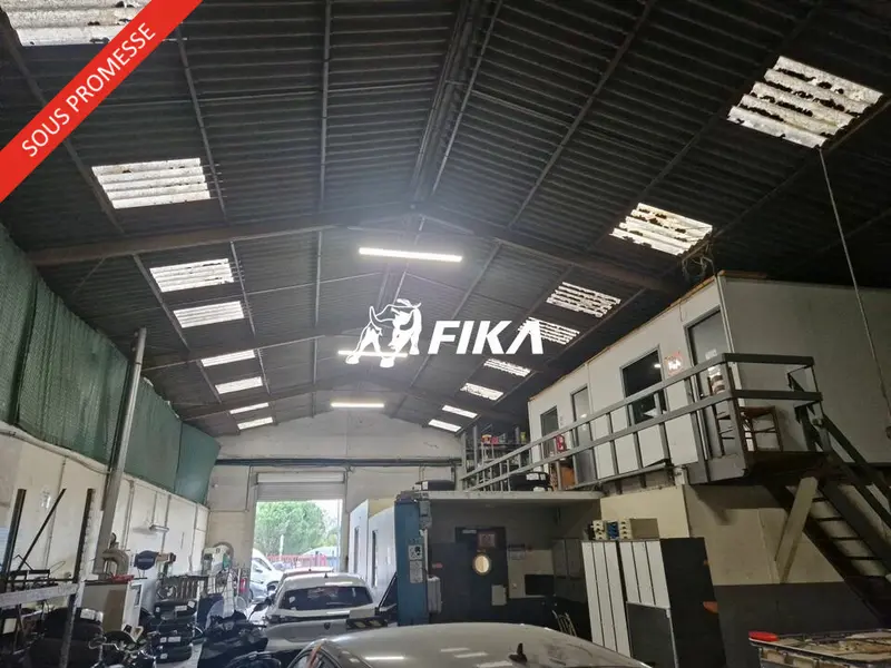 Entrepôt / Activité à vendre - Toulouse (31200) - 900 m²