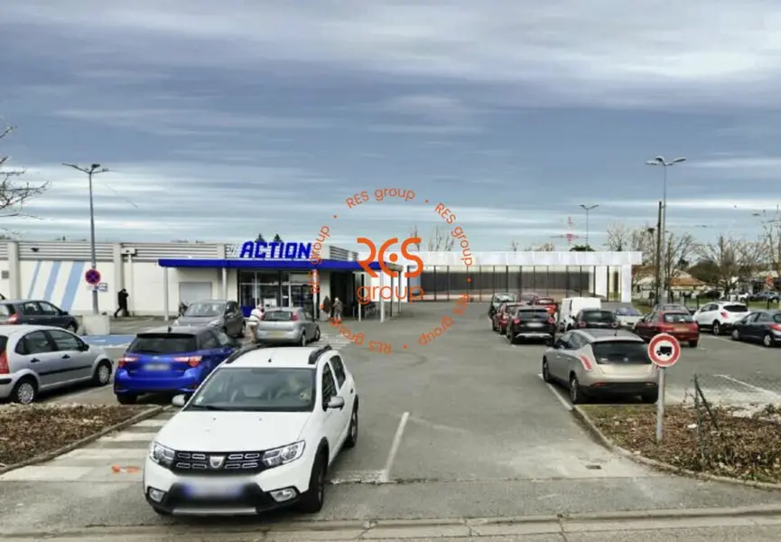 Local Commercial à louer - Le Haillan (33185) - 307 m² - 3 325 €/mois