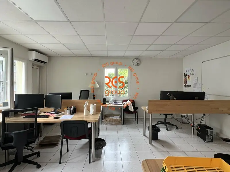 Bureau à vendre - Eysines (33320) - 380 m²
