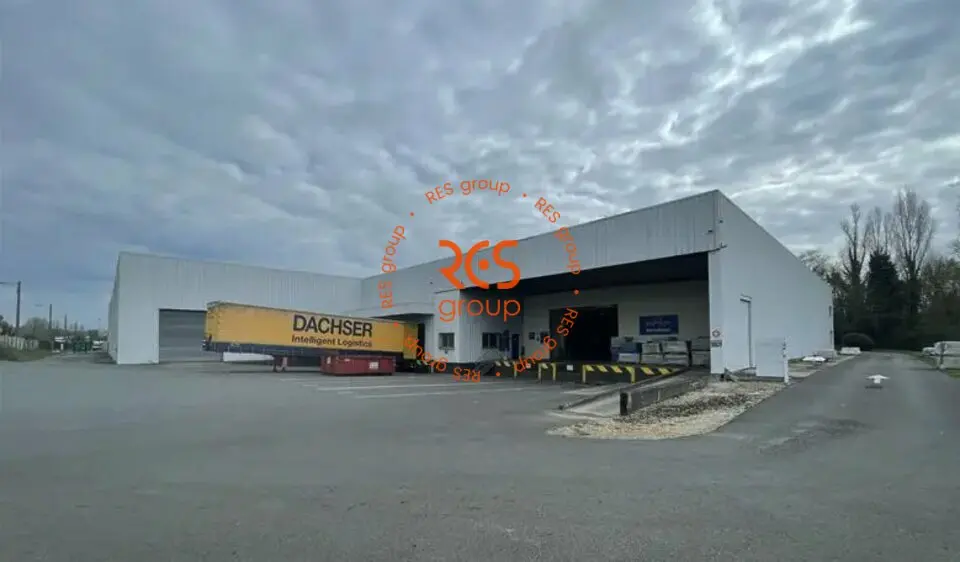 Entrepôt / Activité à louer - Carbon-Blanc (33560) - 4860 m² - 24 025 €/mois