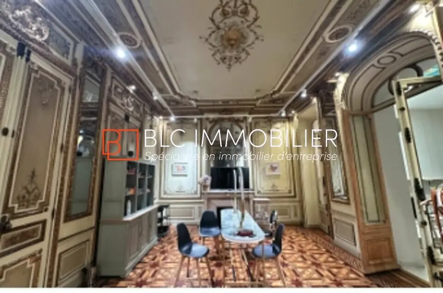 Bureau à louer - Marseille 06 (13006) - 220 m² - 4 500 €/mois