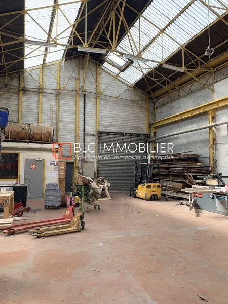 Entrepôt / Activité à louer - Marseille 11 (13011) - 1375 m² - 10 416 €/mois