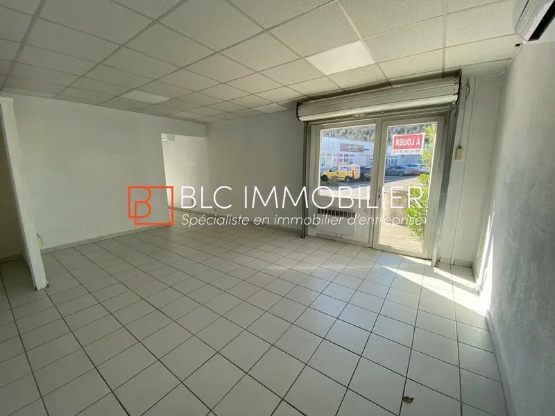 Bureau à louer - Aubagne (13400) - 54 m² - 1 000 €/mois