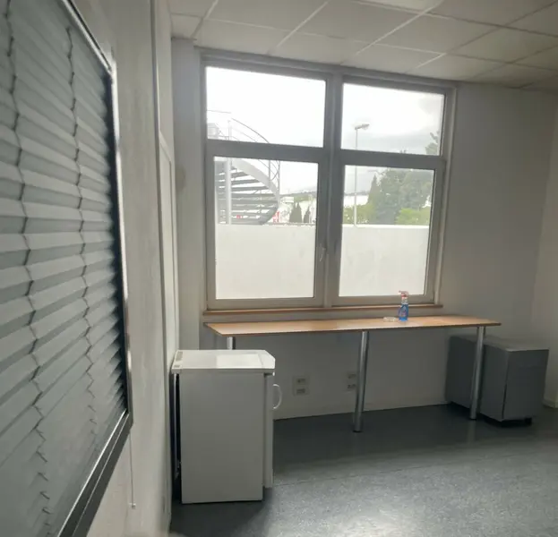 Bureau à louer - Marseille 14 (13014) - 25 m² - 558 €/mois