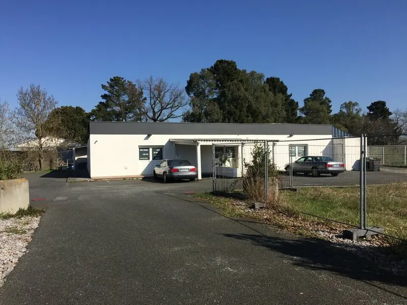 Entrepôt / Activité à louer - Lormont (33310) - 360 m² - 4 500 €/mois