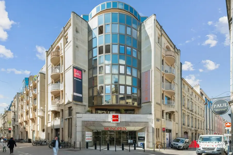 Local Commercial à louer - Bordeaux (33000) - 445 m² - 14 833 €/mois