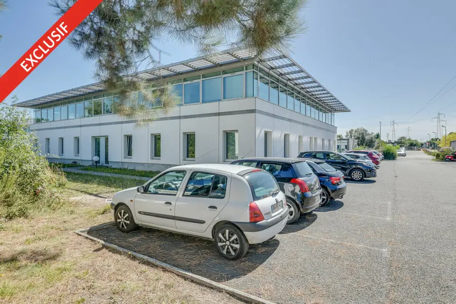 Bureau à vendre - Pessac (33600) - 1157 m²