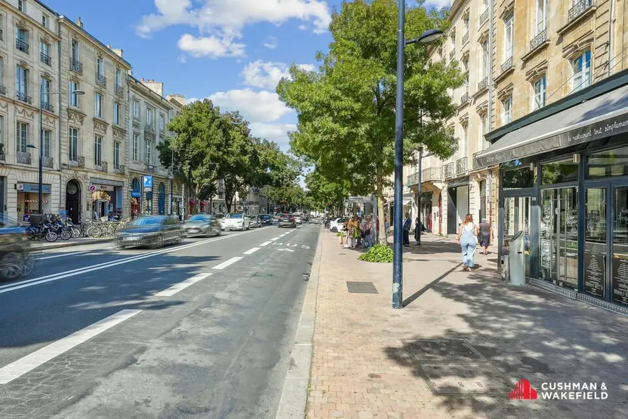 Bureau à louer - Bordeaux (33000) - 176 m² - 3 226 €/mois