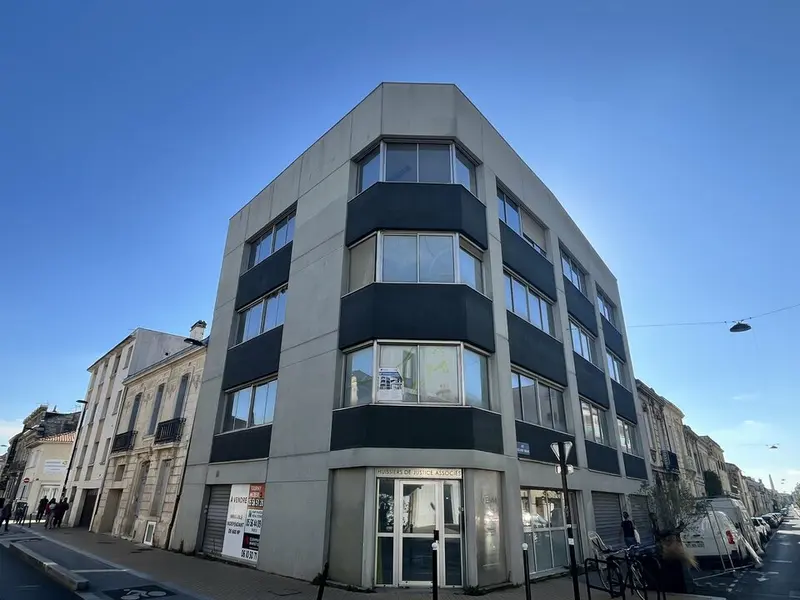 Bureau à vendre - Bordeaux (33000) - 688 m²