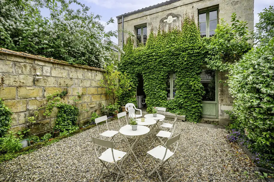 Bureau à vendre - Bordeaux (33000) - 246 m²