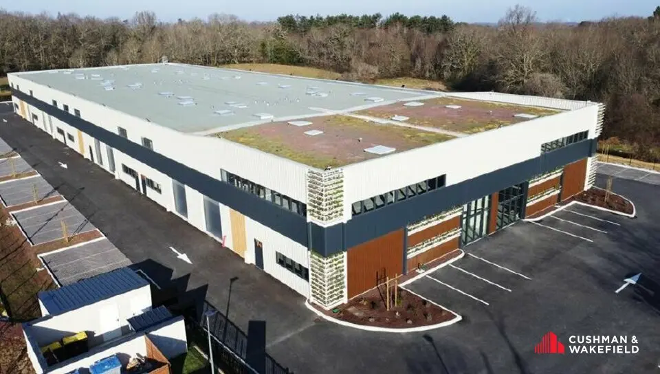 Entrepôt / Activité à vendre - Artigues-Près-Bordeaux (33370) - 4238 m²