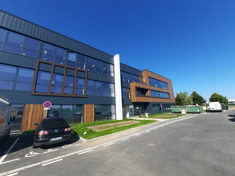 Bureau à louer - Saint-Martin-Du-Vivier (76160) - 70 m² - 1 050 €/mois