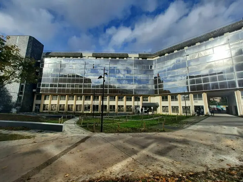 Bureau à louer - Rouen (76100) - 272 m² - 2 946 €/mois