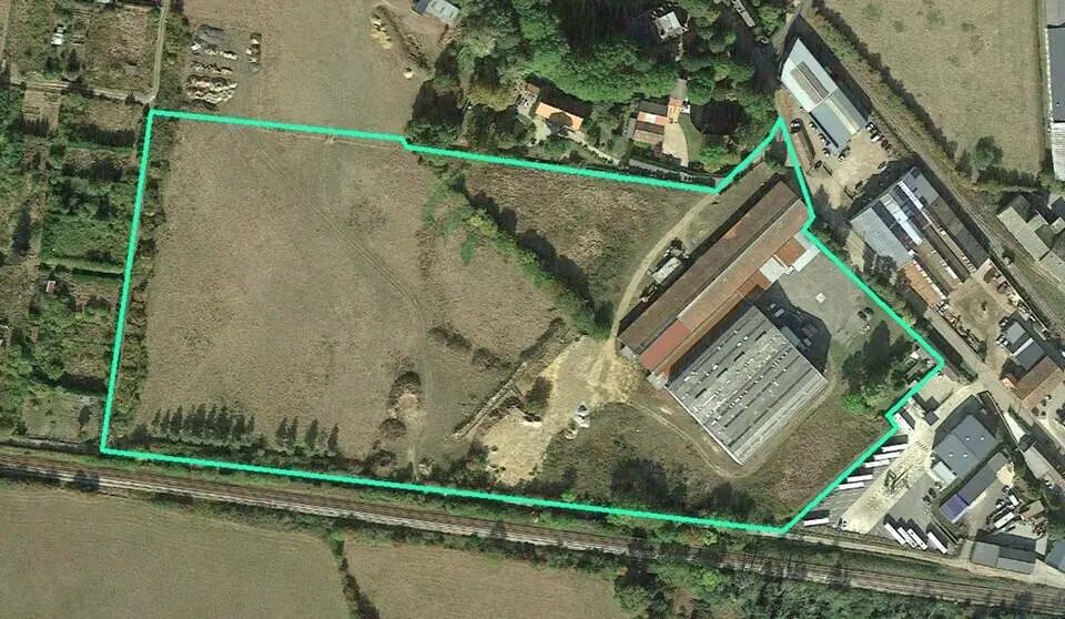 Entrepôt / Activité à vendre - Verneuil D'Avre Et D'Iton (27130) - 7015 m²
