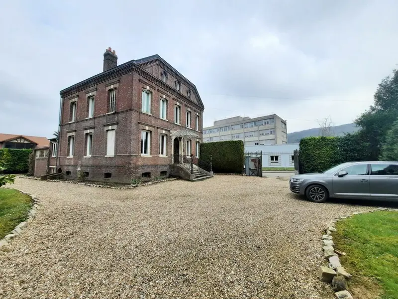 Bureau à louer - Déville-Lès-Rouen (76250) - 350 m² - 3 333 €/mois