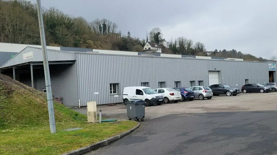 Entrepôt / Activité à louer - Canteleu (76380) - 800 m² - 4 666 €/mois