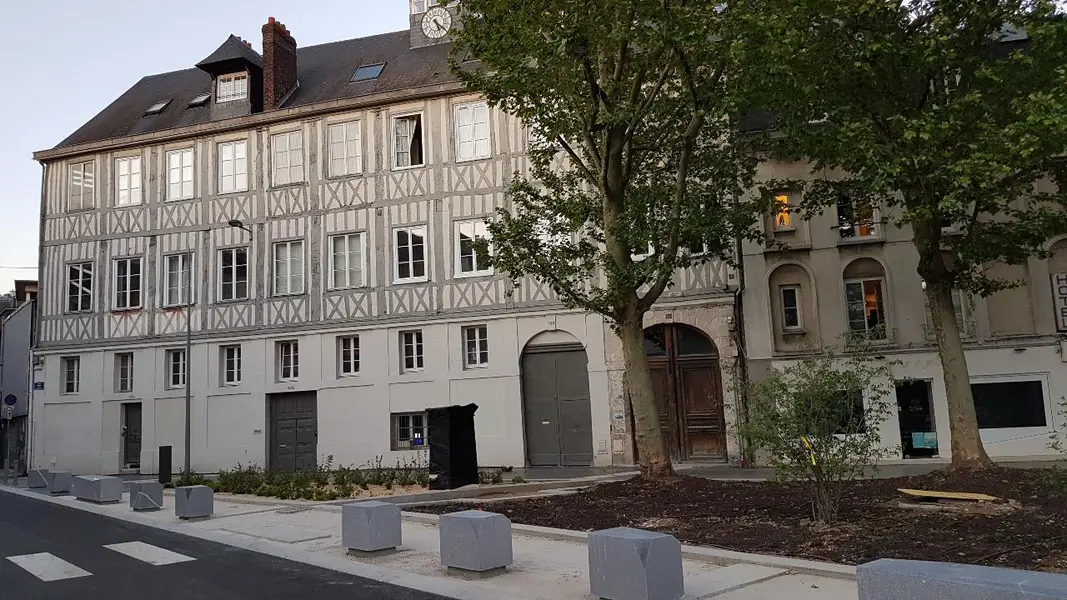 Bureau à louer - Rouen (76000) - 177 m² - 1 800 €/mois