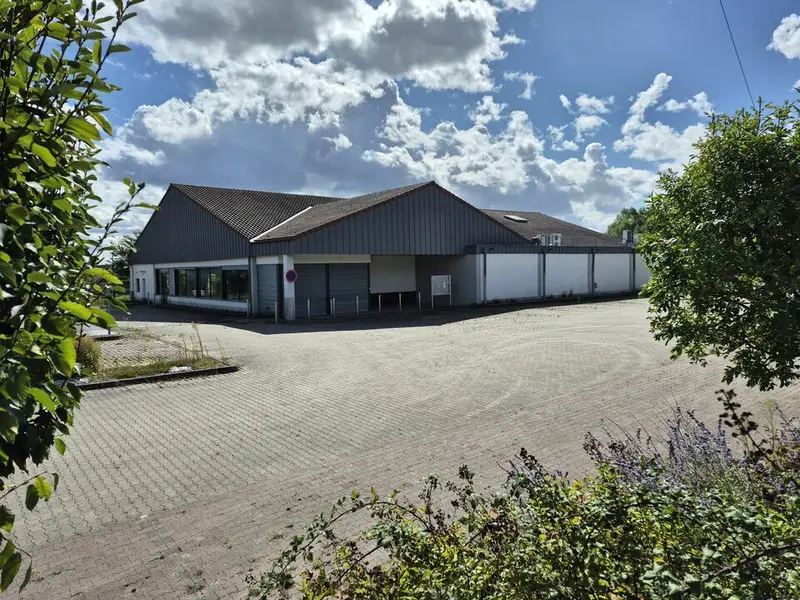 Entrepôt / Activité à louer - Pîtres (27590) - 1189 m² - 7 083 €/mois