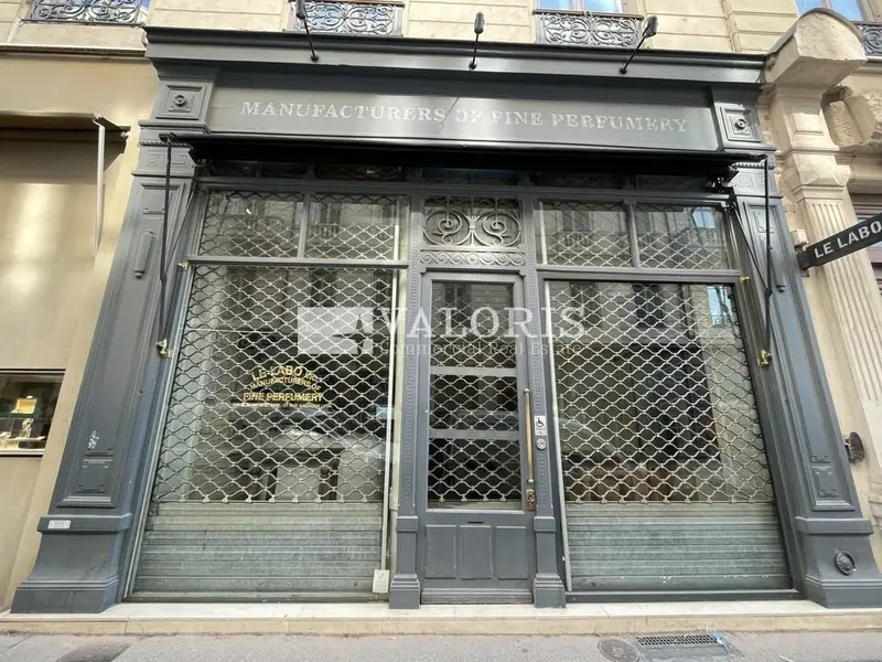 Local Commercial à louer - Lyon 02 (69002) - 33 m² - 5 583 €/mois