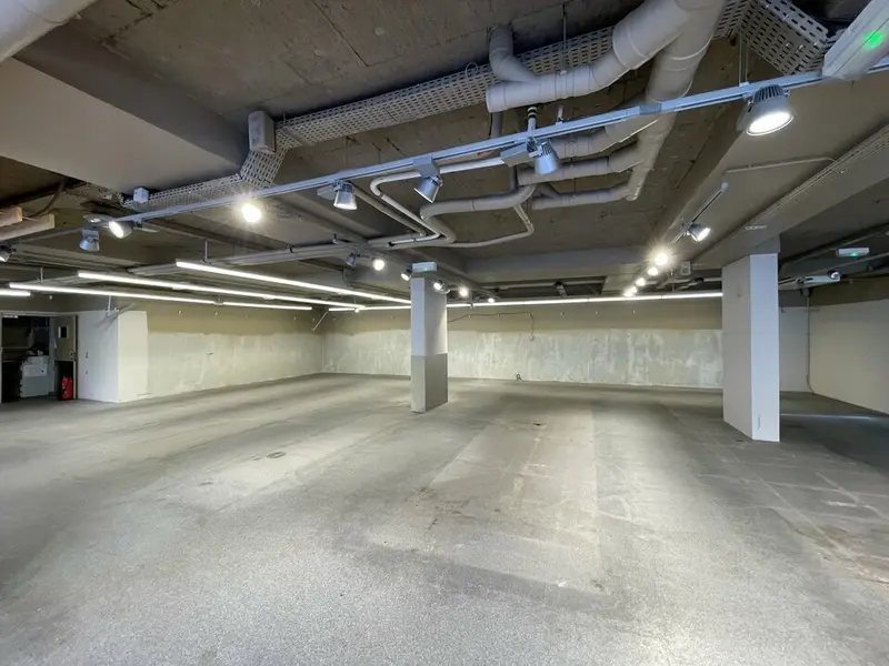 Local Commercial à louer - Lyon 08 (69008) - 389 m² - 7 474 €/mois