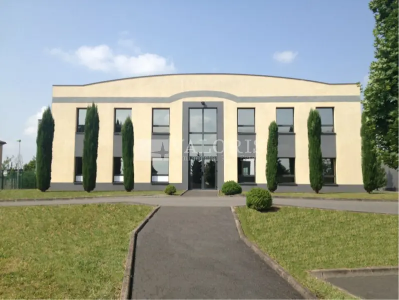 Entrepôt / Activité à louer - Arnas (69400) - 1440 m² - 11 666 €/mois