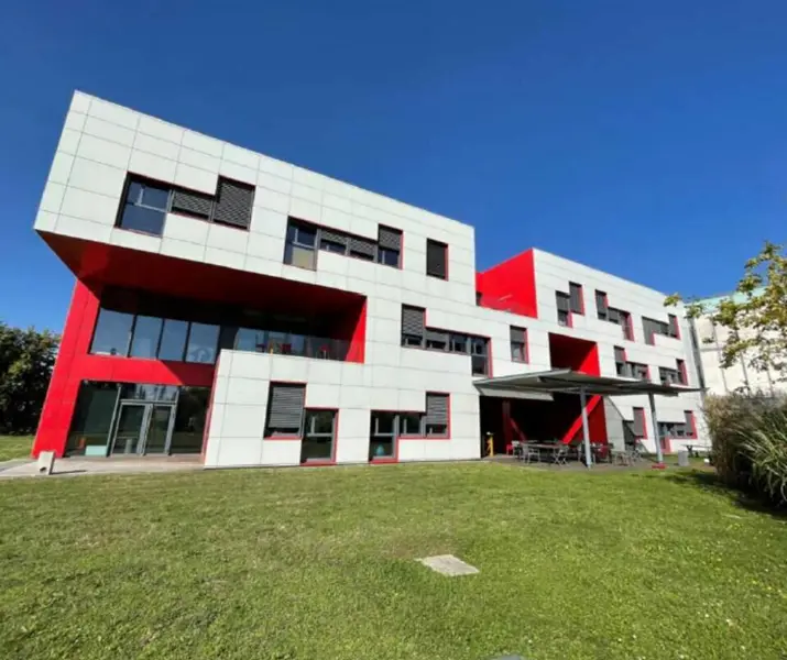 Bureau à louer - Dardilly (69570) - 2006 m² - 26 756 €/mois