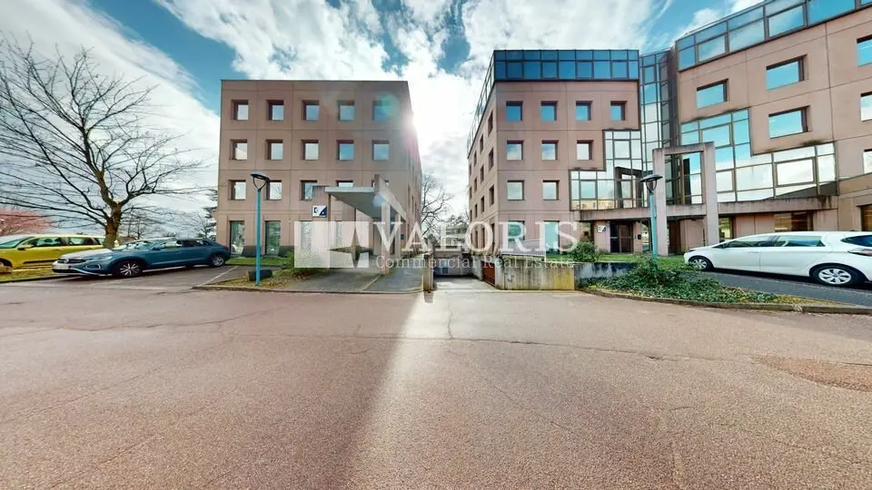 Bureau à vendre - Écully (69130) - 375 m²