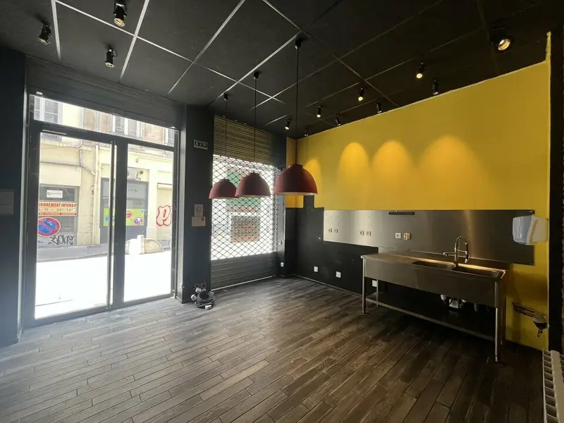 Local Commercial à louer - Lyon 07 (69007) - 26 m² - 675 €/mois