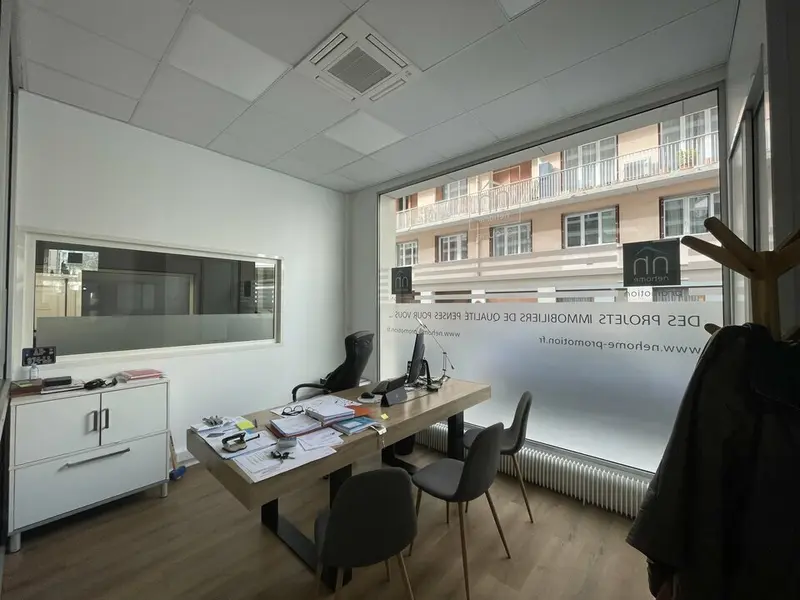 Local Commercial à louer - Lyon 06 (69006) - 173 m² - 2 422 €/mois