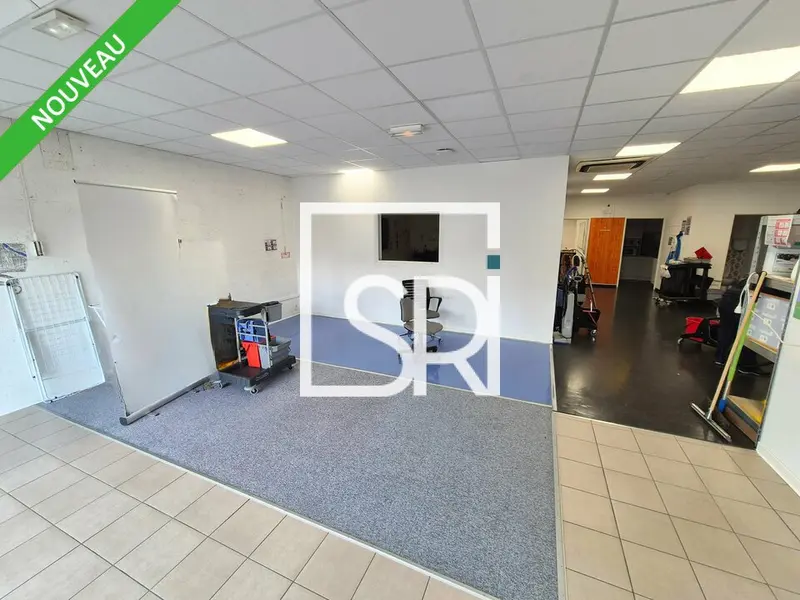 A louer Entrepôt 188m² Clermont-Ferrand