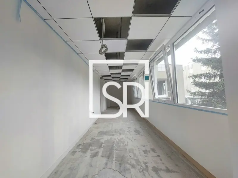 Bureau à louer - Clermont-Ferrand (63000) - 175 m² - 2 187 €/mois