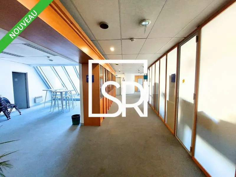 Bureau à louer - Clermont-Ferrand (63000) - 400 m² - 4 333 €/mois