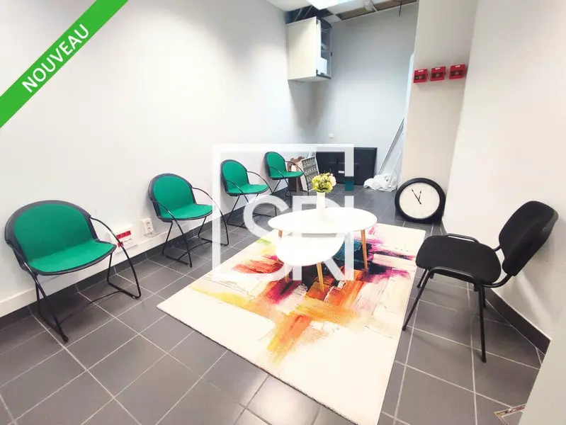 Bureau à louer - Clermont-Ferrand (63000) - 244 m² - 2 000 €/mois