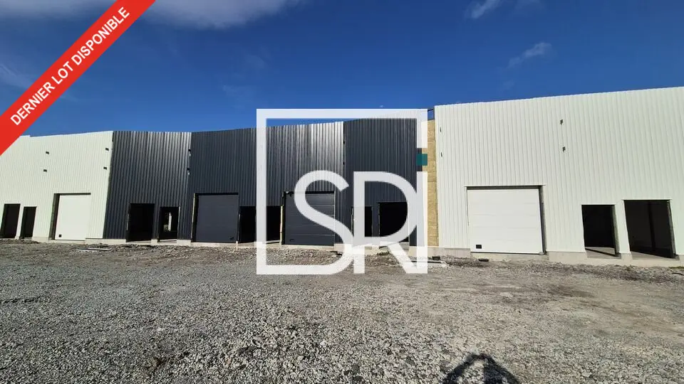 Entrepôt / Activité à louer - Clermont-Ferrand (63100) - 668 m² - 5 568 €/mois