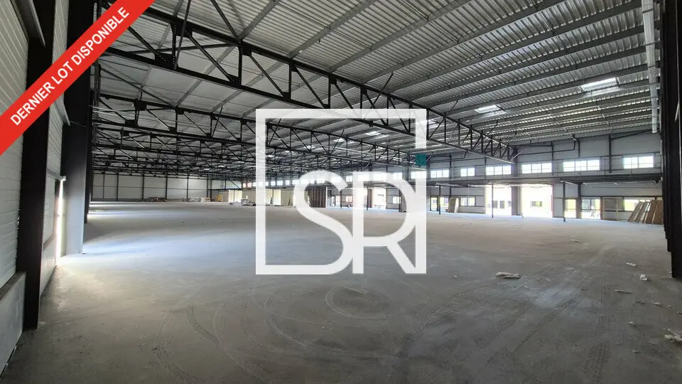 A louer Entrepôt 4613.91m² Clermont-Ferrand