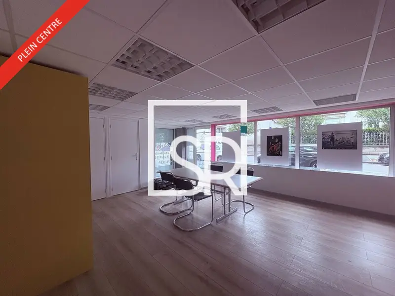 Bureau à louer - Clermont-Ferrand (63000) - 50 m² - 800 €/mois