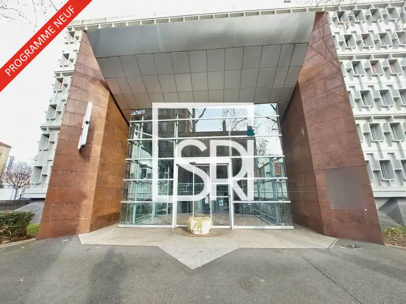 Bureau à vendre - Clermont-Ferrand (63100) - 650 m²