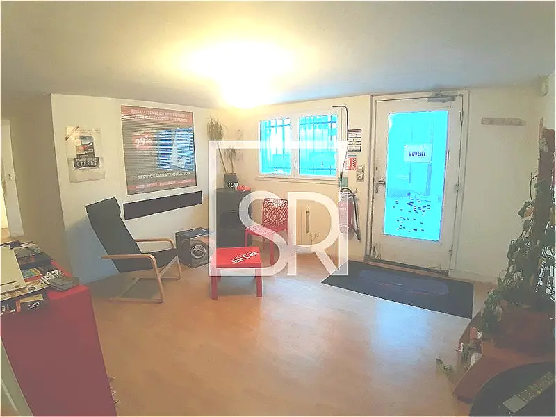 Bureau à louer - Cournon-D'Auvergne (63800) - 95 m² - 800 €/mois