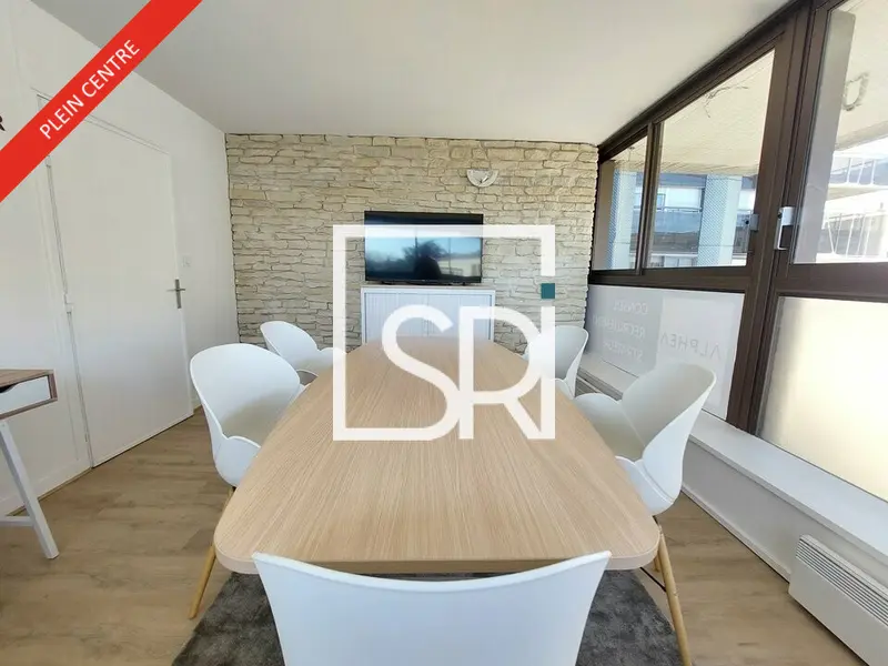 Bureau à louer - Clermont-Ferrand (63000) - 100 m² - 1 500 €/mois