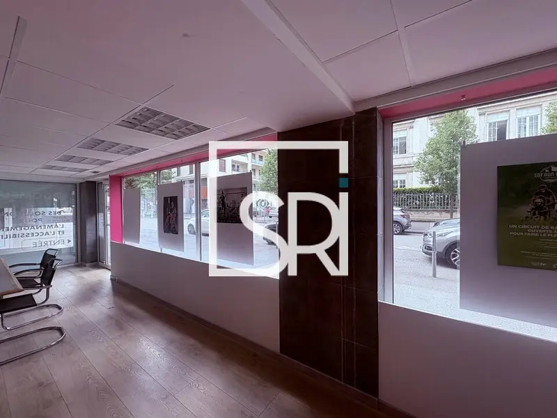 Local Commercial à louer - Clermont-Ferrand (63000) - 50 m² - 800 €/mois
