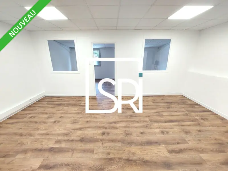 Bureau à louer - Cournon-D'Auvergne (63800) - 170 m² - 2 125 €/mois
