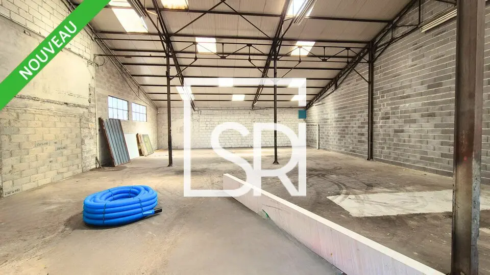 Entrepôt / Activité à louer - Beauregard-Vendon (63460) - 367 m² - 1 070 €/mois