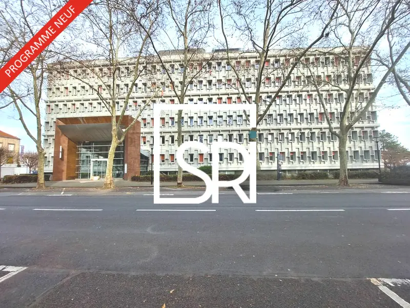 Bureau à louer - Clermont-Ferrand (63100) - 4699 m² - 70 139 €/mois